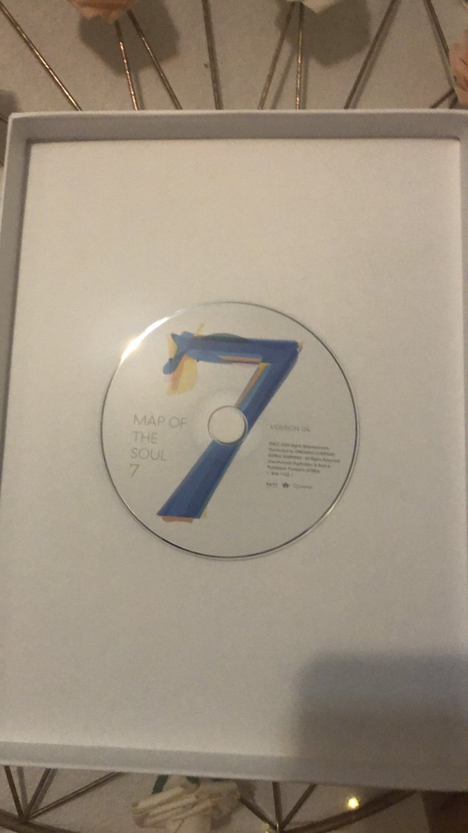 gabytherobot's tweet photo. Hi Guys! I’m selling my MOTS7 ver.4 album!! It’s like new, and the only things it doesn’t have is the plastic, the MOTS7 soundcheck sweepstakes, and the Weply QR code! 😊 https://t.co/PZMhhBaLq7 -That’s the link to buy! #BTS #BTSARMY #BTS_Dynamite #MOTS7 #DynamiteMV https://t.co/fUOIrnm3br