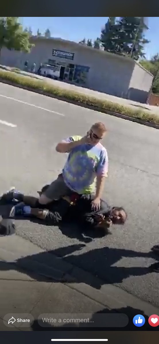 D pulled in, went on fb live to document, & started yelling at the guy to get off of him. Allegedly the guy threw a rock towards the street, so this white dude took it upon himself to stop and knock the brown guy down and pin him in the road. Photos are screen caps of vid >>>