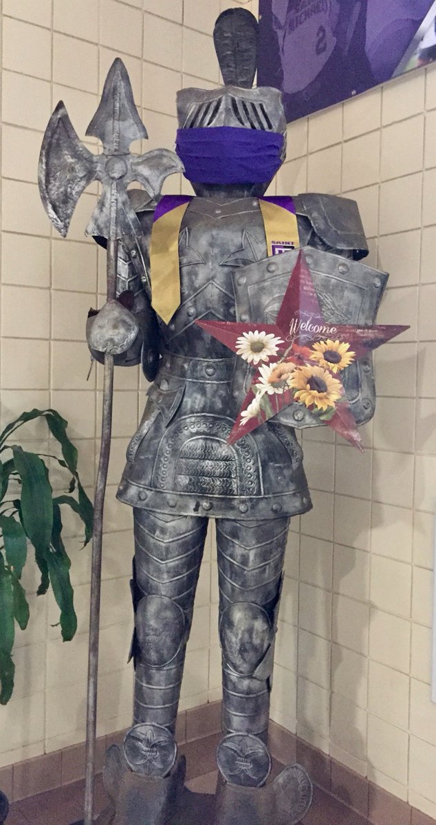 SaintMikesAD's tweet image. Masked, Rested, and oh so Ready.... Welcome Home Knights!!! #WeMissedU #MaskUpSMC #MasksOnVT #MaskUpNE10 #SMCPKs