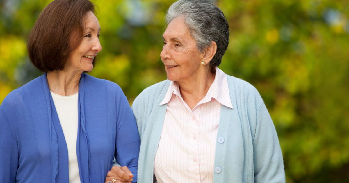 12 Ideas for Exercise and Physical Activities for Seniors with Dementia – DailyCaring buff.ly/2EcX80N #dementia #dementiacaregiving #homehealth