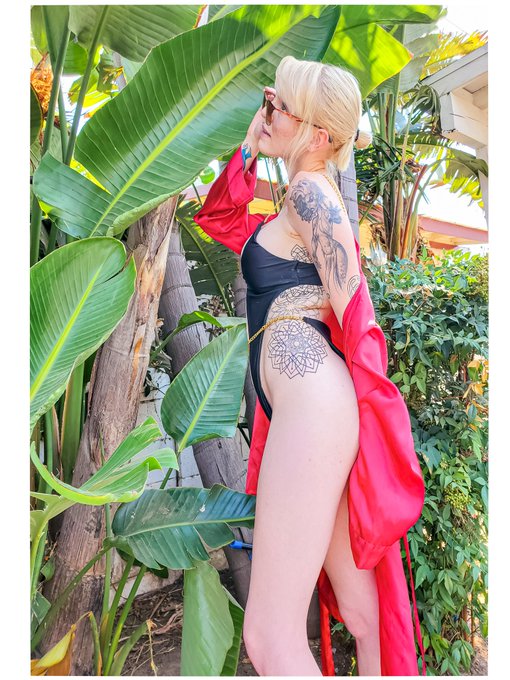 Hey there :) https://t.co/3r1FL8YaHm<a href="/tag/manyvids"class="tags"><span>#manyvids</span></a><a href="/tag/mvsales"class="tags"><span>#mvsales</span></a>