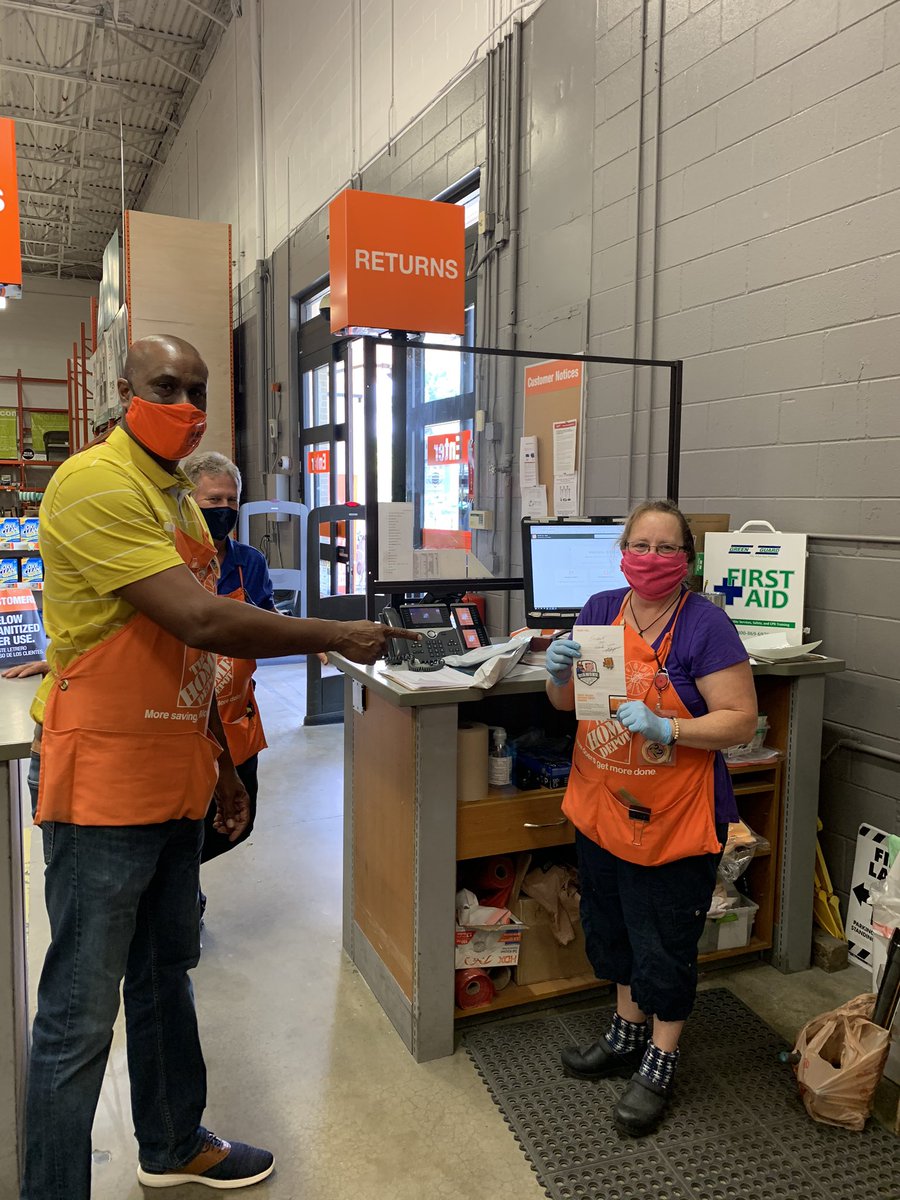 Michael Lottering (@mwlottering80) on Twitter photo What an honor!!! DM Ricky recognizing Wendy with her well deserved diamond 💎award!!! Way to go Wendy !!! @WardallyJ <a href="/HDGerri/">Gerri OBrien</a> <a href="/DannyDTHD/">Danny Davids</a> <a href="/Erin_macinnishd/">Erin MacInnis</a> @TinaHD0233 <a href="/Chris_Strang_hd/">Christopher Strang</a> What an honor!!! DM Ricky recognizing Wendy with her well deserved diamond 💎award!!! Way to go Wendy !!! @WardallyJ <a href="/HDGerri/">Gerri OBrien</a> <a href="/DannyDTHD/">Danny Davids</a> <a href="/Erin_macinnishd/">Erin MacInnis</a> @TinaHD0233 <a href="/Chris_Strang_hd/">Christopher Strang</a>