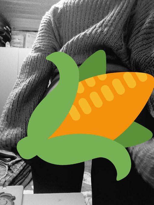 Maicitos!!! Si quieren ver est&aacute;s fotos y masss ,sin la cochina censura y en color OBVIAMENTE (? Solo<a href="/tag/nuevafotodeperfil"class="tags"><span>#nuevafotodeperfil</span></a>