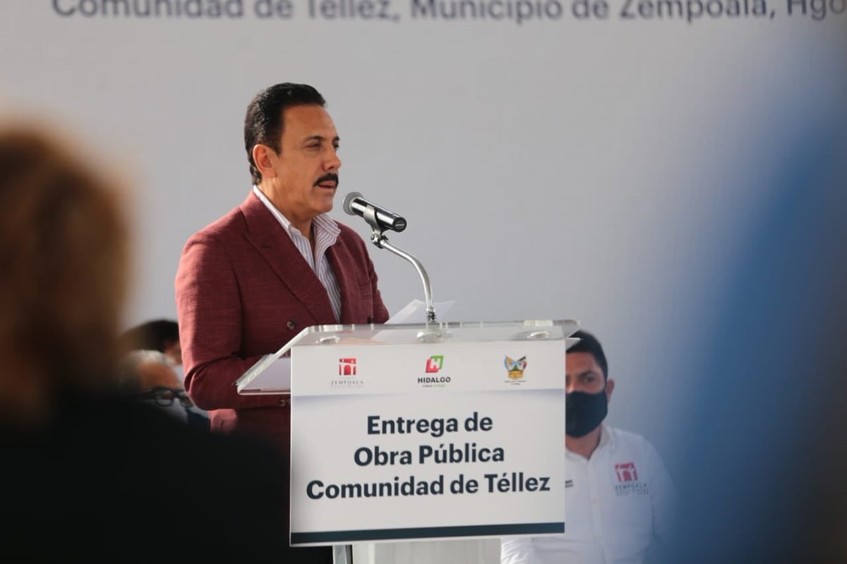 omarfayad's tweet photo. A pesar de la pandemia por el #COVID19, continuamos trabajando en el desarrollo de Hidalgo. Hoy entregamos a la comunidad de Téllez diversas obras como el Centro de Salud, el Auditorio Ejidal, el Parque de Usos Múltiples y el @CECyTEHidalgo plantel #Zempoala. https://t.co/cZI6DNauMx