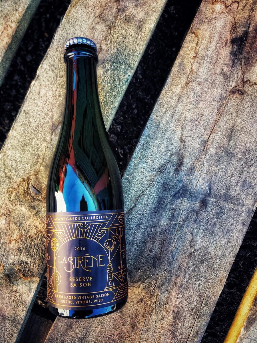 Was only a matter of time till we got something experimental from downunder that was as well. From <a href="/lasirenebrewing/">La Sirène Brewing</a> we have their Reserve Saison 2016 7%. A blend of their Classic Saison vintages barrel aged. Result is a sour yet dry yeasty bubbly wild saison. Cheers!