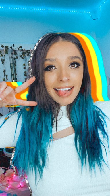 I hope your day is filled with happiness 🌈🌻 https://t.co/p2bBkqdcfI<a href="/tag/taylorswift"class="tags"><span>#taylorswift</span></a><a href="/tag/newmusic"class="tags"><span>#newmusic</span></a><a href="/tag/swiftie"class="tags"><span>#swiftie</span></a><a href="/tag/ts11"class="tags"><span>#ts11</span></a><a href="/tag/taylor"class="tags"><span>#taylor</span></a>