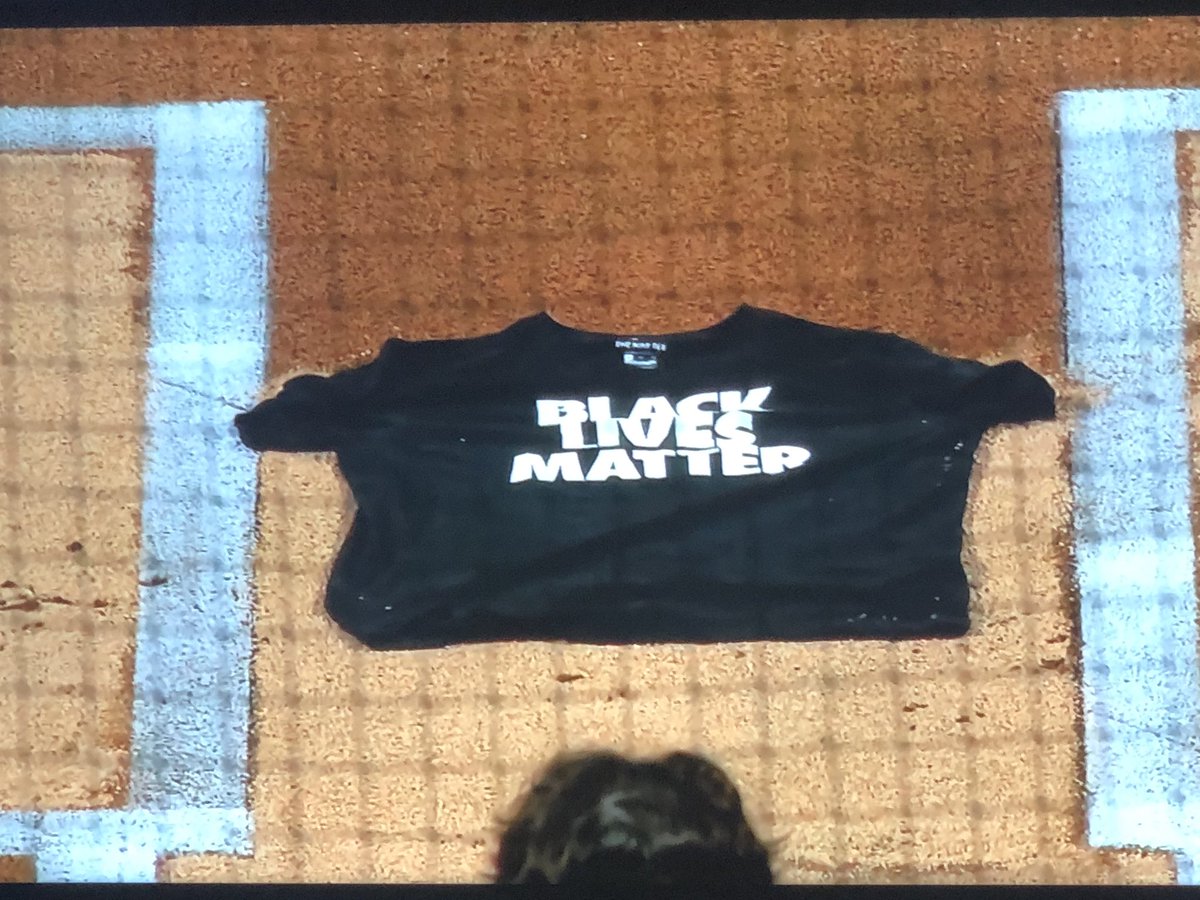 Mets and Marlins walk off field after moment of silence. Leave “Black Lives Matter” shirt on home plate.