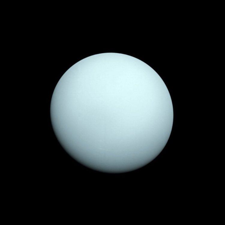 Uranus — Lee TaeyongUranus is the planet of sudden inspiration and change, of eccentricity and openness. In one’s natal chart, Uranus shows us where in life they may experience these kinds of sudden changes.