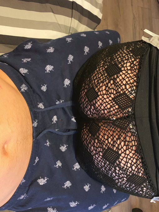 I love getting grinded on #onlyfansmale #nsfw #malestripshow #sexy #onlyfansguy #malemodel #malestrip<a href="/tag/onlyfansmale"class="tags">#onlyfansmale</a><a href="/tag/nsfw"class="tags">#nsfw</a><a href="/tag/sexy"class="tags"><span>#sexy</span></a><a href="/tag/malemodel"class="tags"><span>#malemodel</span></a><a href="/tag/assgrinding"class="tags"><span>#assgrinding</span></a><a href="/tag/assjob"class="tags"><span>#assjob</span></a><a href="/tag/onlyfansguy"class="tags"><span>#onlyfansguy</span></a>