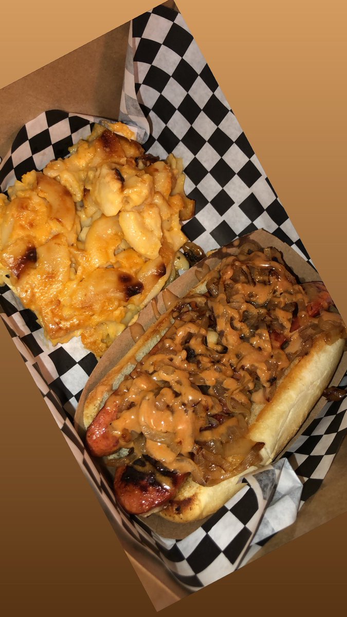 HiddenRecipes's tweet image. HotLink &amp;amp; mac ! Best in town!! 🔥😩