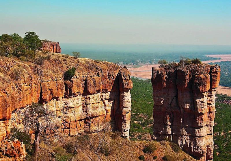 ZiFMStereo's tweet photo. #TheIgnition with @TeeKayZim & @MarcPoz
#FayaFriday with your favorite breakfast duo!
#OnAIR - Zimbabwe has amazing holiday destinations and we encourage people to take up local tourism !
What local destination would you like to visit & why?
#8InAugust https://t.co/9EZFgpFe0Q