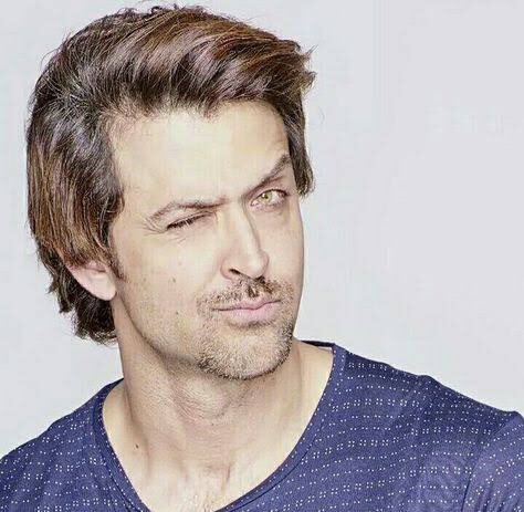 “Wink and just shut their apprehensions up.” #HrithikRoshan