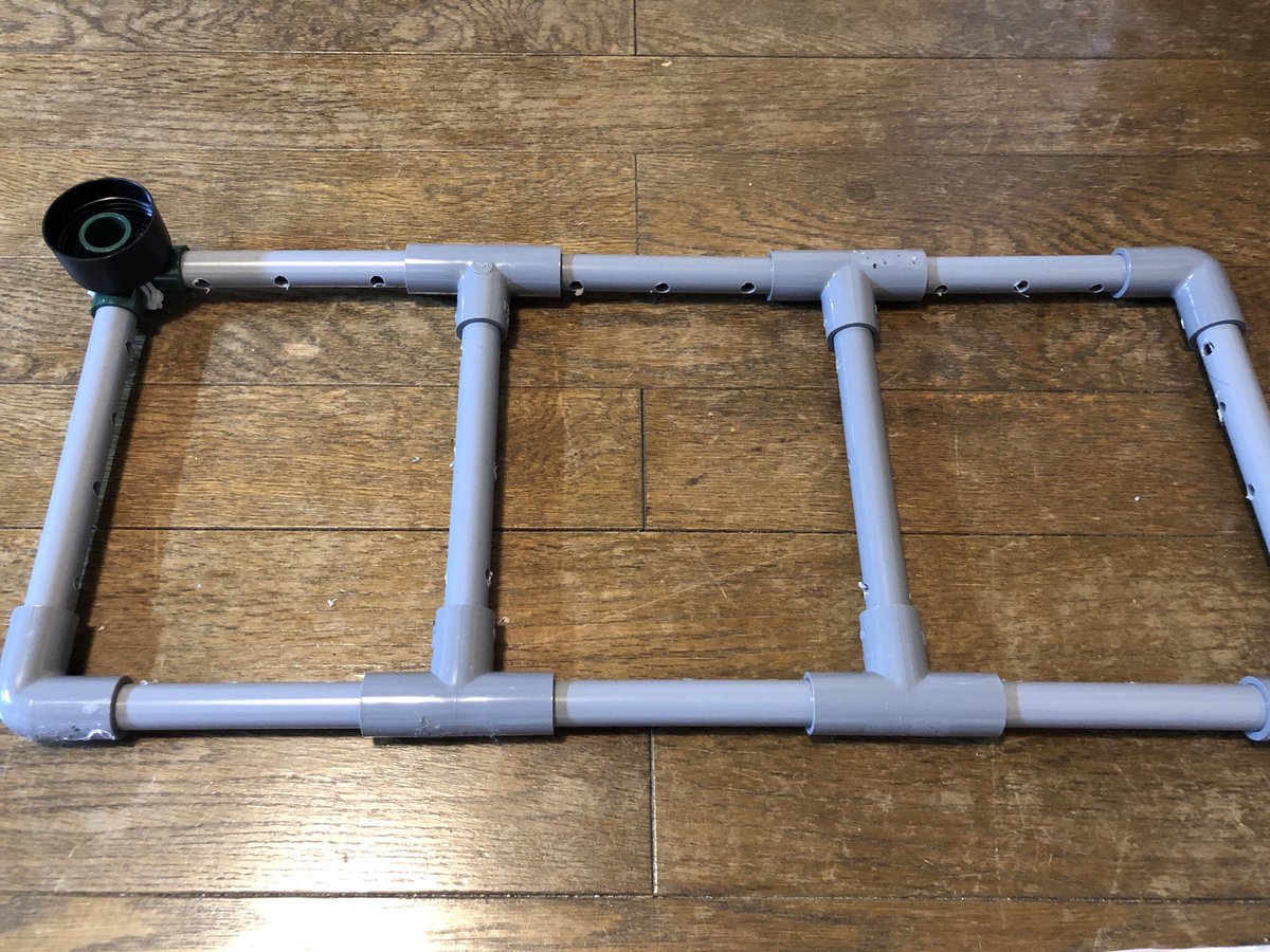 Rota Twitterren パイプの骨組みに猫よけマットと鉢底ネットを固定して 自作底床フィルター完成 そして当分水槽リセットする暇ないのでそのままお蔵入り 左のパイプをダブルサイフォンに接続する デメリットは結束バンド縫い込むの大変なので二度と分解したく Rota Twitterren パイプの骨組みに猫よけマットと鉢底ネットを固定して 自作底床フィルター完成 そして当分水槽リセットする暇ないのでそのままお蔵入り 左のパイプをダブルサイフォンに接続する デメリットは結束バンド縫い込むの大変なので二度と分解したく