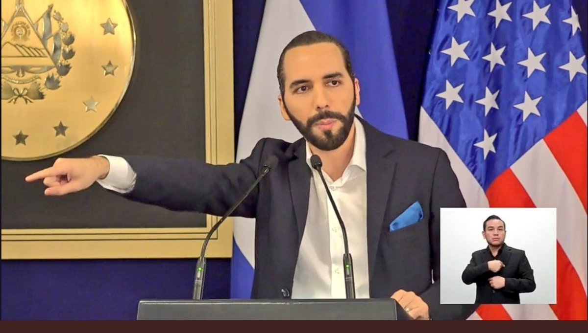 Licenciado en Finanzas Gustavo Membreño tweet media