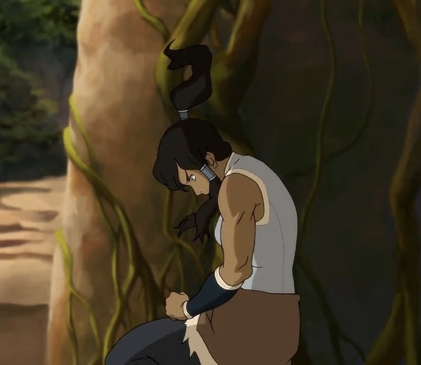 Korra’s arms: a very necessary thread