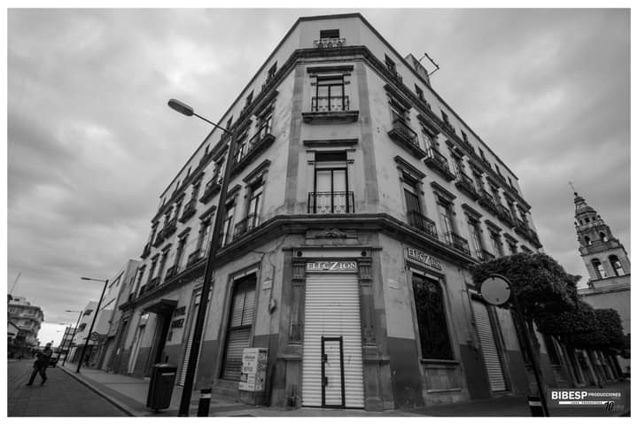 bibesp_pro's tweet photo. Postal del histórico hotel Gómez,
ubicado en el centro de Celaya!!!! ❤️❤️❤️
[ f o t o g r a f í a &amp; v i d e o ]
#emprendedorescelaya #bibesproduciones10años #videoinstitucional #fotografiaempresarial #videocorporativo #fotografiadeproducto #fotografiacomercial https://t.co/e4Oq9GEMrJ