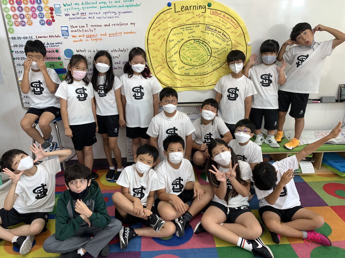mrseanandersen's tweet photo. It’s been quite a week, so today we took the time to re-center and remember why we are here @SJA_Jeju. The students brainstormed examples of what, how, and why we learn. #learningrules #grateful #kidsrule https://t.co/hOFyz2KFZE