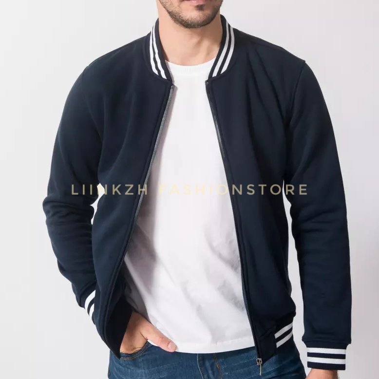 liinkzh's tweet photo. Jaket flecee cotton tebal dan halus, 100K for today. Size S M L XL XXL 👍 https://t.co/XlXeu3OQT2