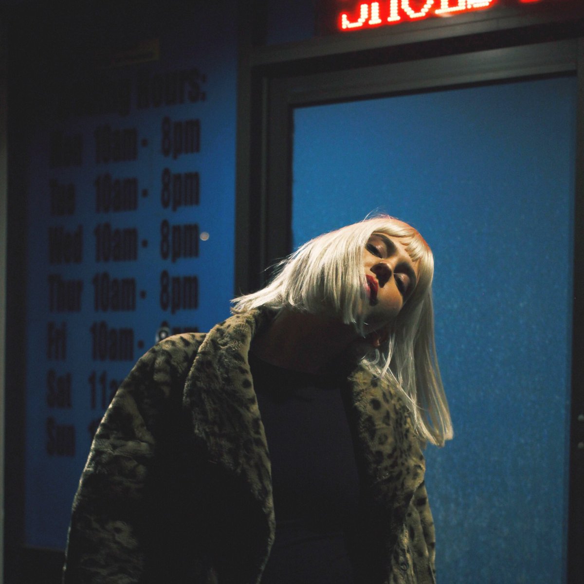 Perth based singer/songwriter <a href="/YourGirlPho/">Your Girl Pho</a> carries a timeless 90’s R&amp;B quality on her latest single, ‘Surrender’ sniffers.co.nz/article/30520-2