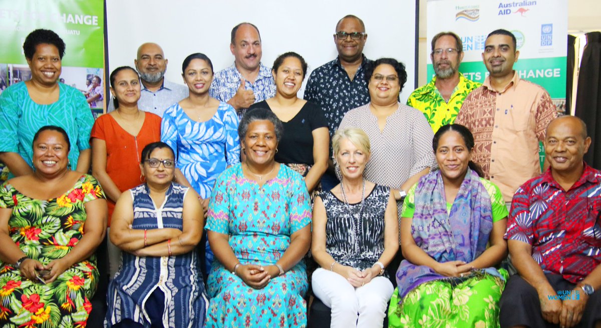unwomenpacific's tweet photo. .@UN_Women #MarketsForChange Project Management Committee convened key stakeholders in Rakiraki this week for a couple of days of sharing, learning &amp; planning for each market, focusing on #COVID19 &amp; #TCHarold #response &amp; #recovery, thanks to support from @dfat &amp; @CanadaDev 1/2 https://t.co/JkvAvK26Km