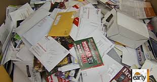 5/ Back to FinTech stuff! Actually way back to the early 2000s. Screechy dial-up modems, multi-colored iMacs and financial services junk mail. Lots and lots of junk mail.