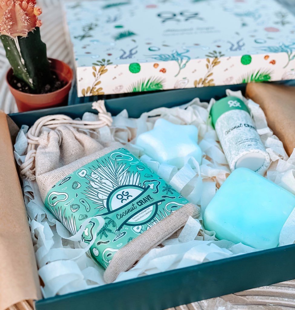 Get ready to pamper your skin with our special Coconut Crave Gift pack that’s good for your body and the environment!
This Gift set features Coconut Crave soap bar, body balm, shampoo bar and an aromatherapy shower steamer to uplift your mood. #plasticfree #madeinmaldives
