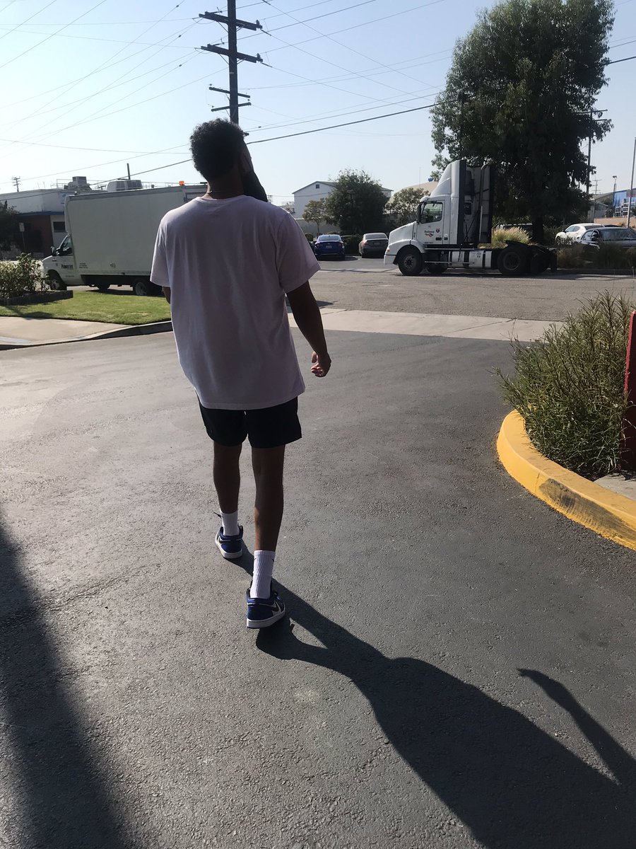 Eliijahh_'s tweet photo. Thank you God for this blessing, got to meet my sister for the first time ever💙 https://t.co/5iUfzpye5j