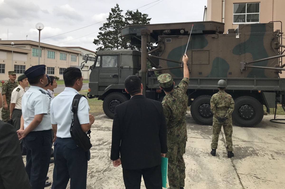 dndphl's tweet photo. Philippine Air Force to get air surveillance system boost, 
as Secretary Lorenzana signs contract with Japan

Read more: https://t.co/zj5DjZkIfS

#OneDefenseTeam https://t.co/YnuWEAa5Ik