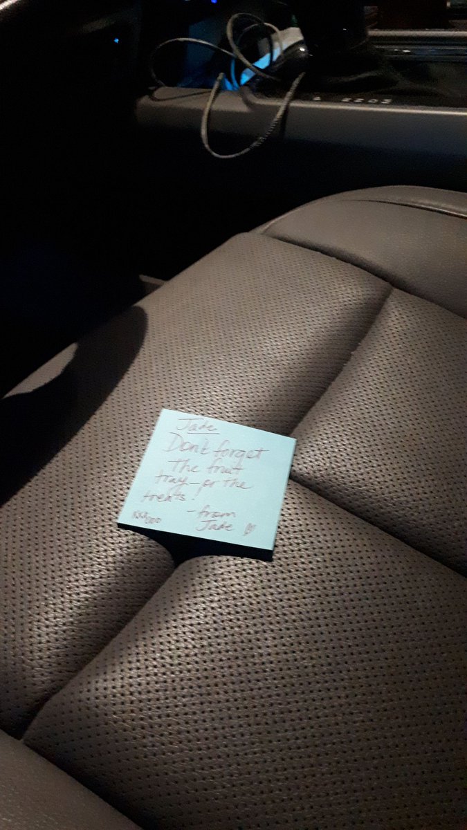 Jade Ballek tweet media