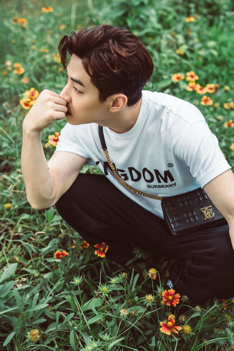 Manhua21's tweet photo. Hahahahahahaha I can't stop laughing sorry😂😂😂😂 @henrylau89 https://t.co/1sMrUOWcyv