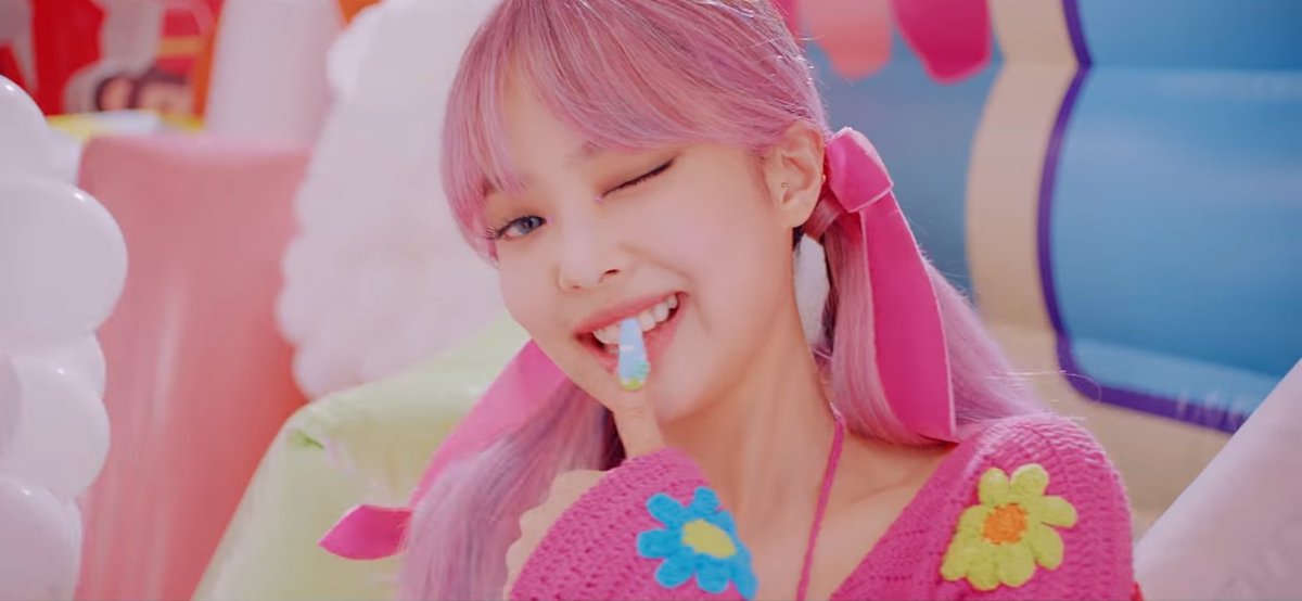 bitchrubyjane's tweet photo. JENNIE ENDING FAIRY !!!!@!₩@€@₩₩! https://t.co/gADLTPeAYT