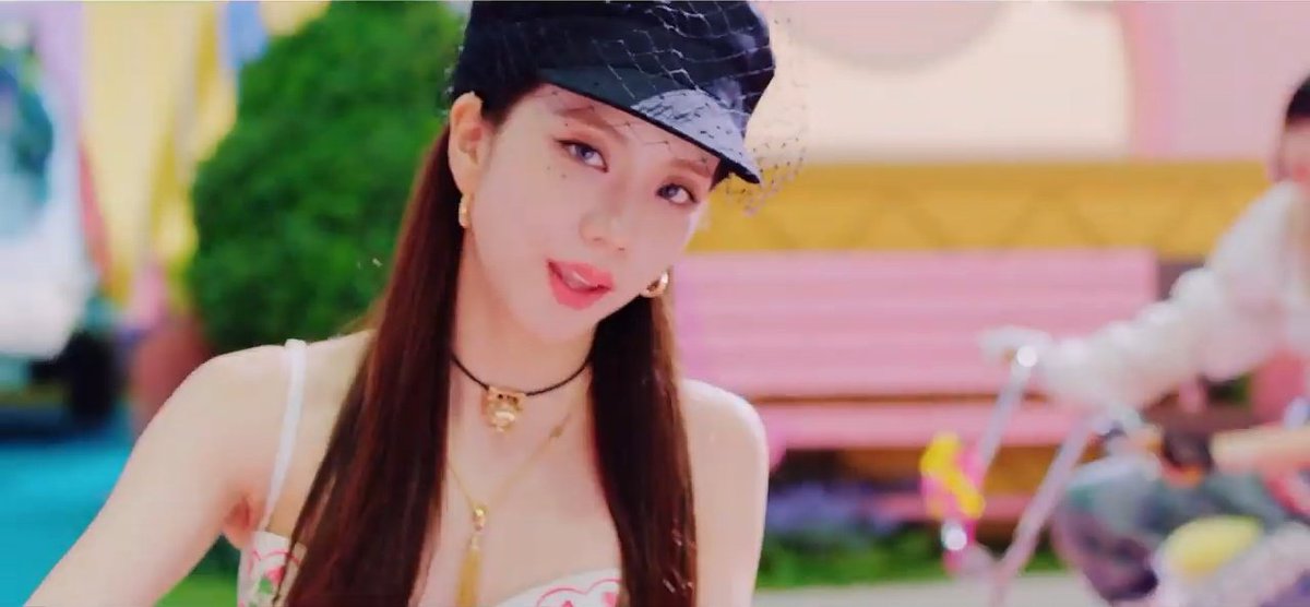 jisoosjpg's tweet photo. #JISOO https://t.co/I2shzAxWdo