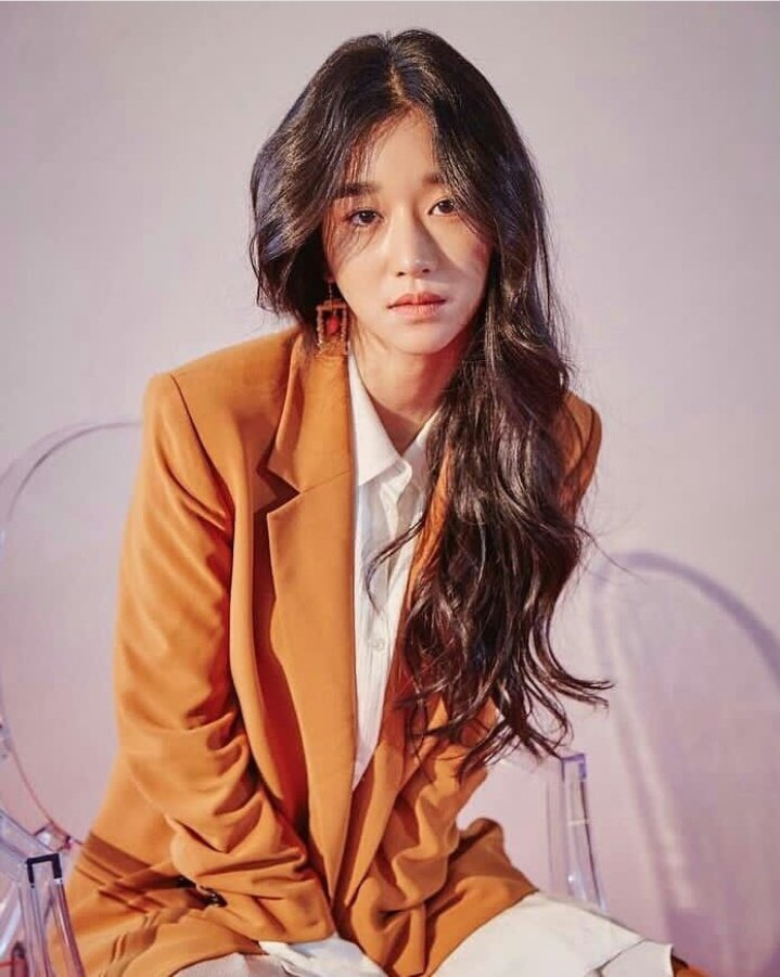  #SeoYeJi • 30 years old (April 6, 1990)Latest drama: Its Okay To Not Be Okay