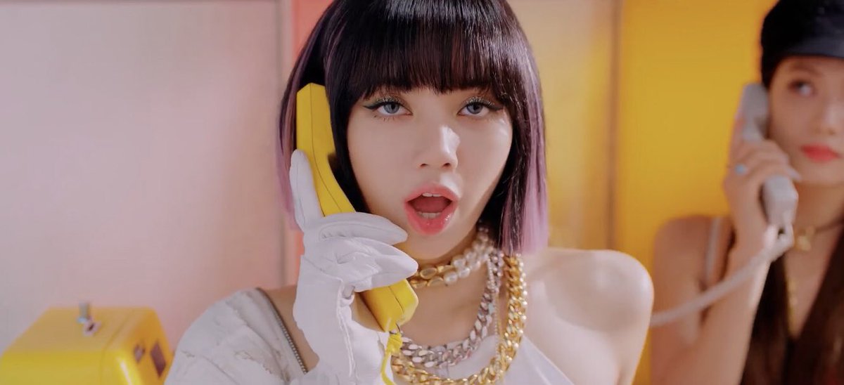 LISA fan account tweet media