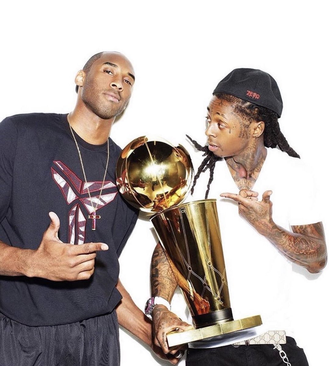 ComplexMusic's tweet photo. Kobe doing work
24 on my shirt
He the greatest on the court
And I'm the greatest on the verse

💜💛 #NoCeilings https://t.co/YKhvRhZsFO