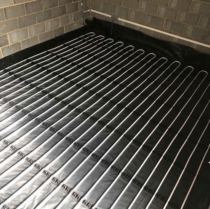 engineers_feed's tweet photo. Interesting facts about underfloor heating:

•It is cost-effective.

•You can use any floor finish.

•Underfloor heating is considered a healthier form of heat.

•Underfloor heating gives you more space.

•It’s not a new heating technology. https://t.co/U0oJ72liyg