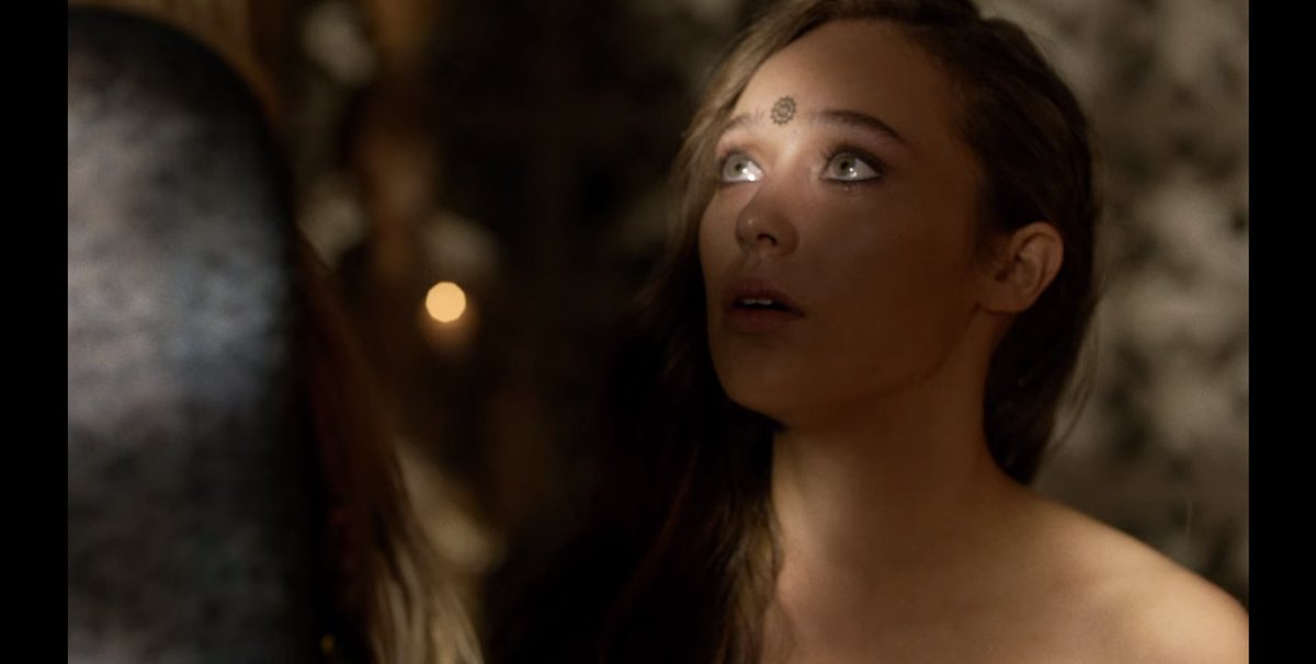 (제보) 드라마 시리즈 <원헌드레드> (넷플릭스) ★★★★★ 포스트 아포칼립스. 방주의 리더(클라크), 지상인의 리더(렉사). 시즌 2 이후로 둘이...