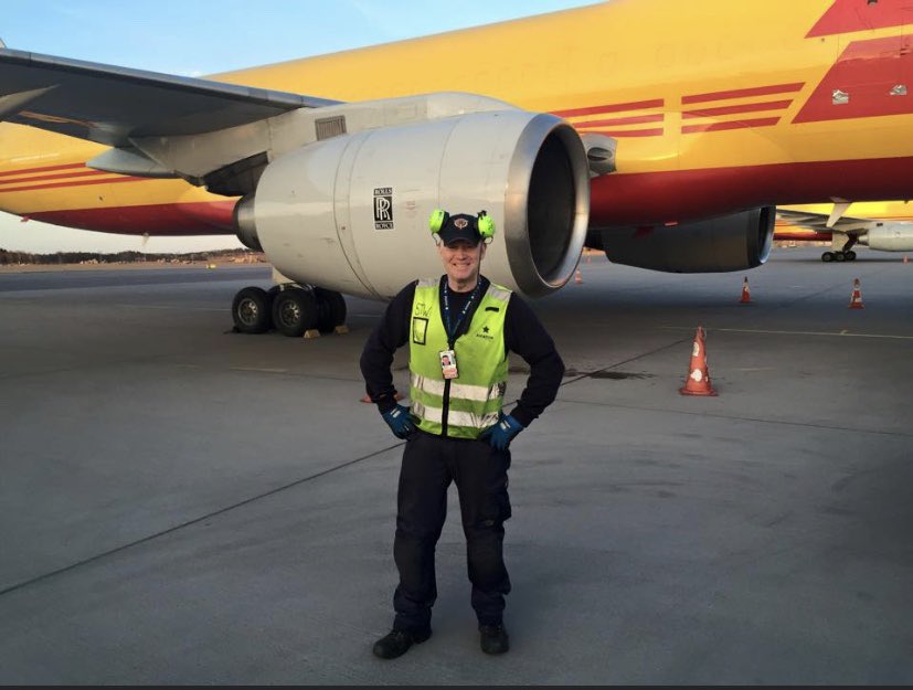 celticswede's tweet photo. @endaburke81 @dhlexpressuk @EMA_Airport @HeathrowAirport @Airbus @BoeingAirplanes @Boeing Stockholm 🇸🇪 ARN #LoadMasterLife #ChalksAway #BackInTheDay ✈️ 🏴󠁧󠁢󠁳󠁣󠁴󠁿🇸🇪🇪🇺 https://t.co/zQrirsQ09U
