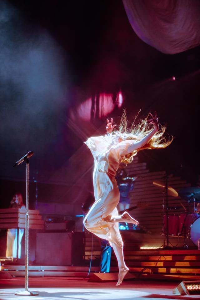 Happy 34th birthday to the ethereal florence welch 