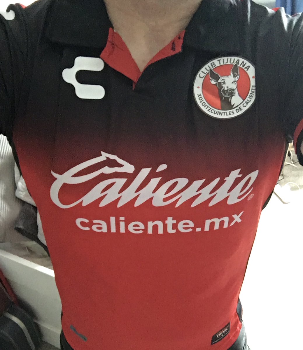 conanriquelme's tweet photo. Friday @homeshirts1 is Xolos 2017 by @CharlyFutbol. I have 2 Xolos shirts because I love the badge so much. #getyourkiton #Homeshirts #isolationshirts #showoffyourshirt https://t.co/bJYEi0tfvL