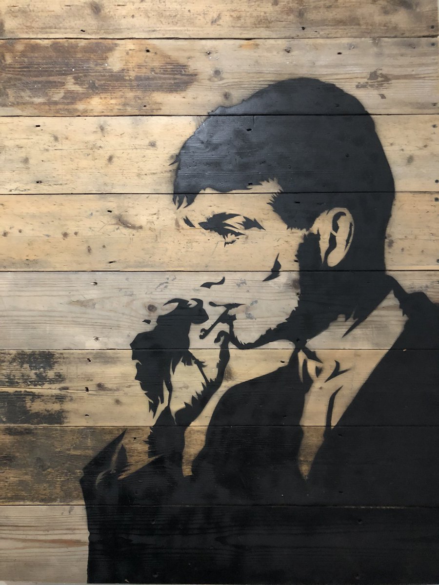 steelcitysnaps's tweet image. Really enjoyed previewing @bubba2000art’s fantastic new exhibition #PersonsOfInterest at @Psalter_hotel last night 😎I think it’s on for a couple of weeks, email bubba2000@thepsalter.co.uk for free tickets 😊

 #Sheffield #SheffieldArt #SheffieldIsSuper #Art #Bubba2000