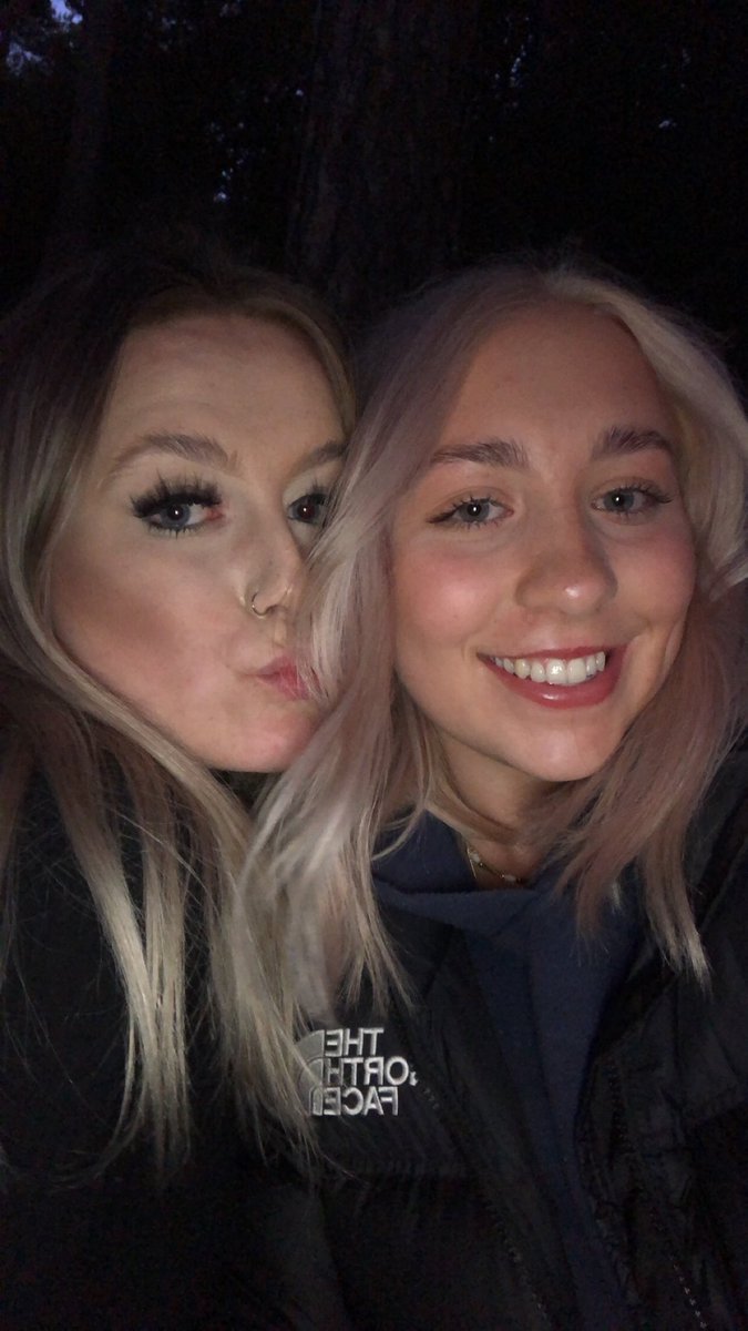 _meegansmith_'s tweet photo. @erinfergusonx_  happy birthday gorgeous, love you so much and hope you have the best day ever!! wish I was there with you celebrating, miss your pretty face xxxxx https://t.co/Y8fvR0lO6Z