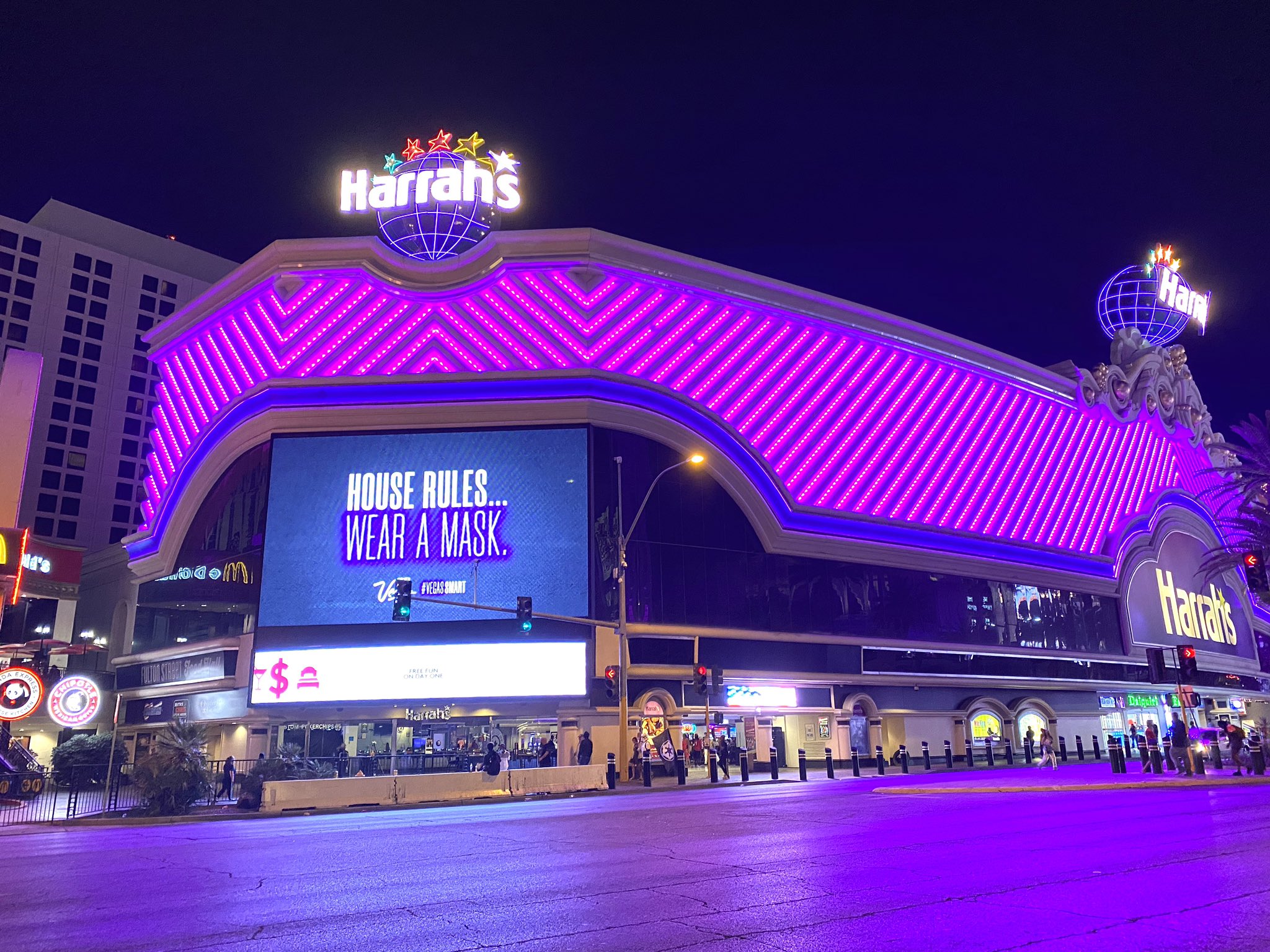 Vital Vegas Twitter - udura2u