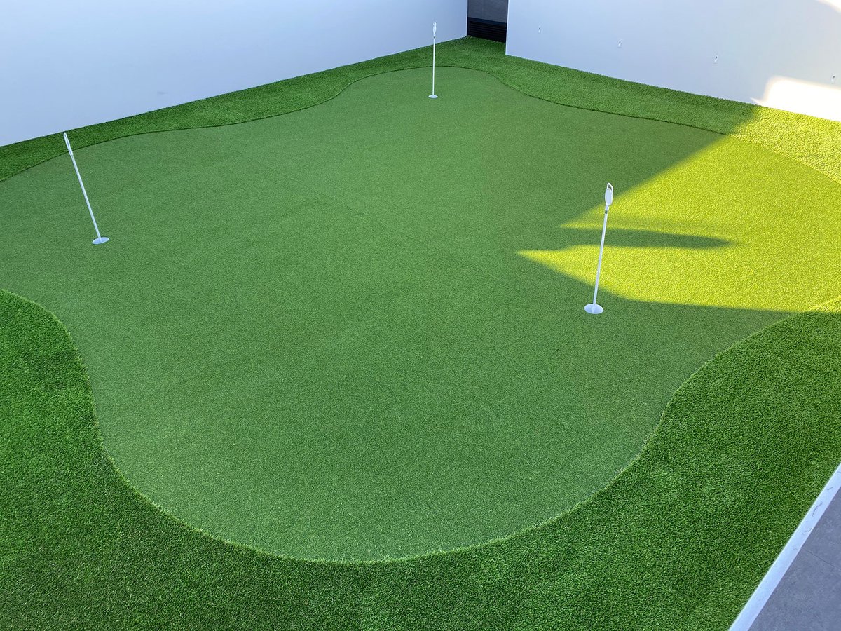 LandscapeGuysWA's tweet photo. View one of our latest jobs in Dalkeith ⛳🏌️‍♀️ #ArtificialGrassPerth #SyntheticGrassPerth #PuttingGreens https://t.co/z0jVSAS4tF