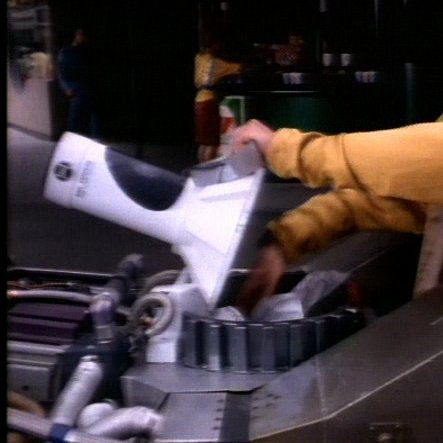 リンク 二枚目はbttf2デロリアンの家庭用原子炉かと思いましたw
