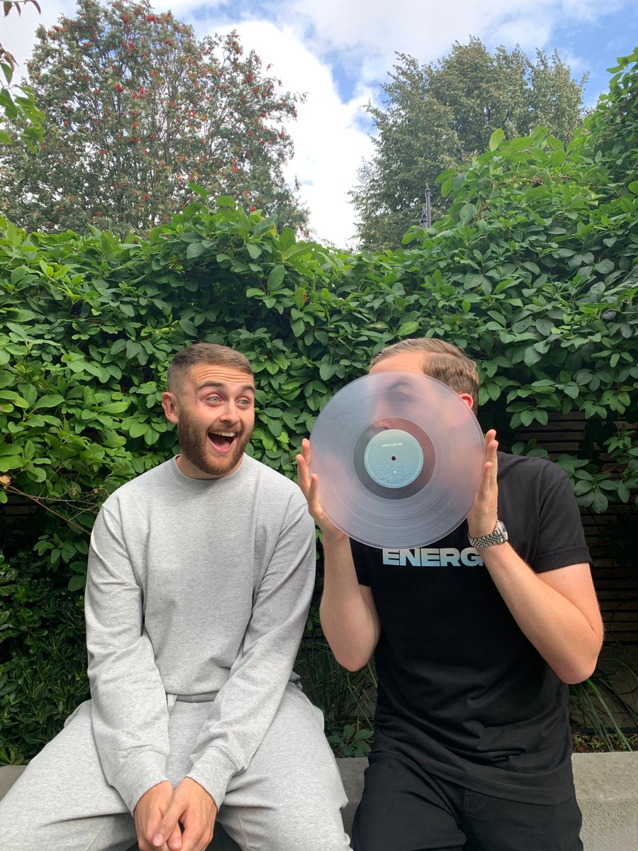 Our third album ENERGY is OUT NOW!! Thank you for your patience. Thank you for sticking with us. Thank you for your love &amp; support ❤️ This ones for everyone who's listened to our music or come to see us play live...from day one till now. Let’s goooo!! 🔥🌍
disclosure.lnk.to/ENERGY_AlbumTW