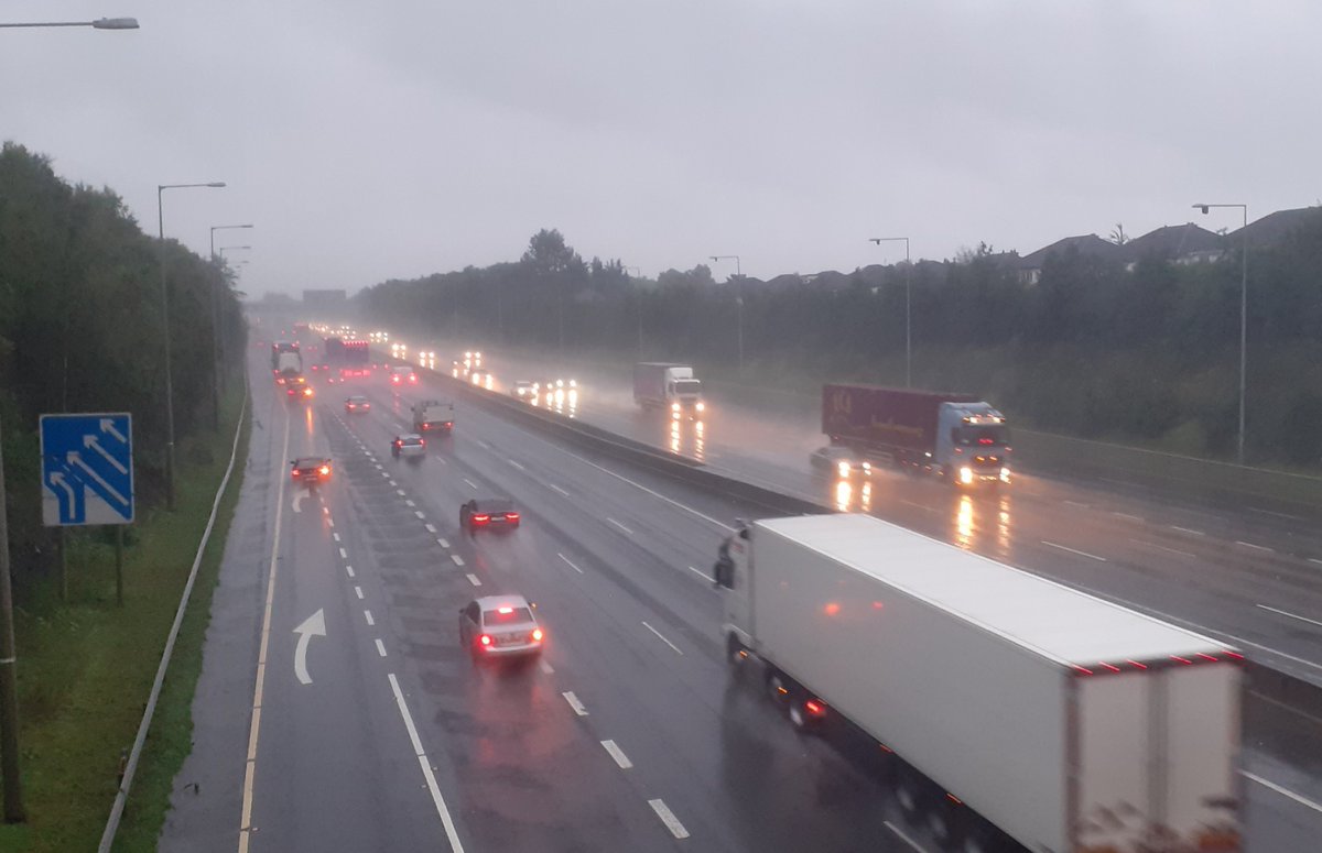 GardaTraffic's tweet photo. Stay safe out there this Friday morning! Driving conditions remain challenging after heavy overnight rain. Slow down and maintain a safe driving distance at all times. #SlowDown #StaySafe https://t.co/TDSANRurpr