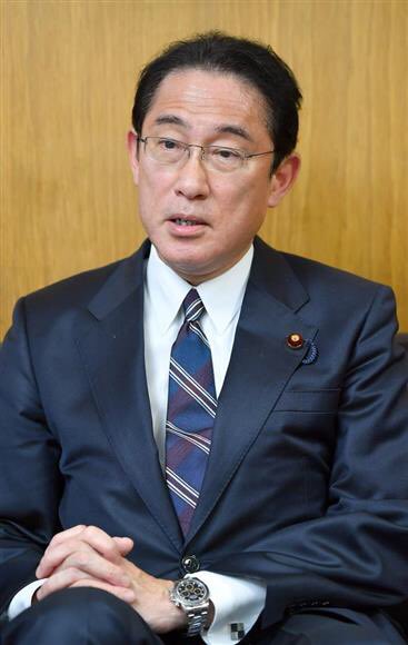 有名人の腕時計bot 自由民主党 岸田文雄 ロレックス コスモグラフ デイトナ