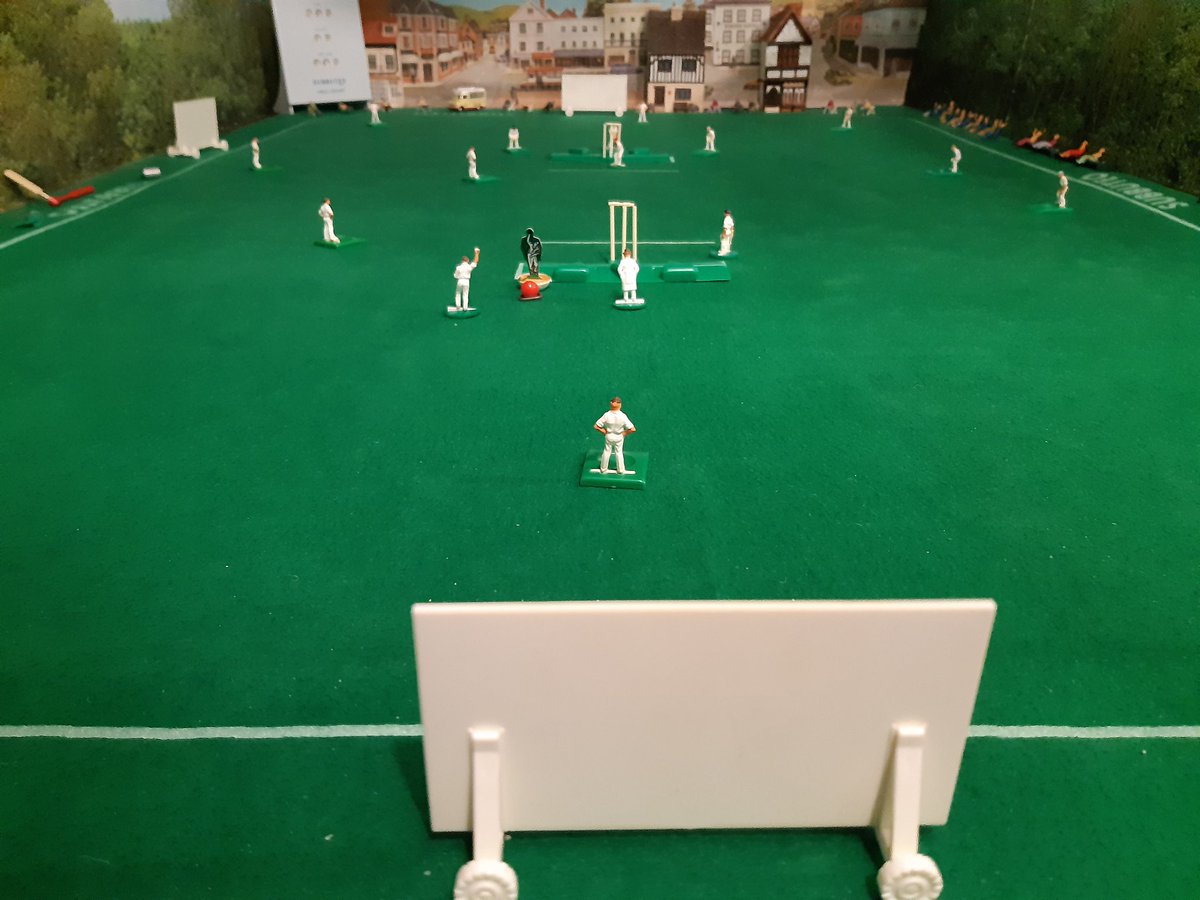 ProjectSubbuteo's tweet photo. Good morning #Subbuteo fans 
Have a great extended weekend 👍
#IDontLikeItCricket 10cc 🏏 https://t.co/psSyj7AwuR