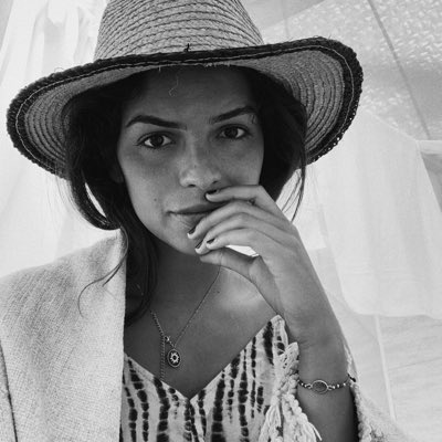 lisgr7's tweet photo. #NuevaFotoDePerfil https://t.co/aQ61LO2Xf0